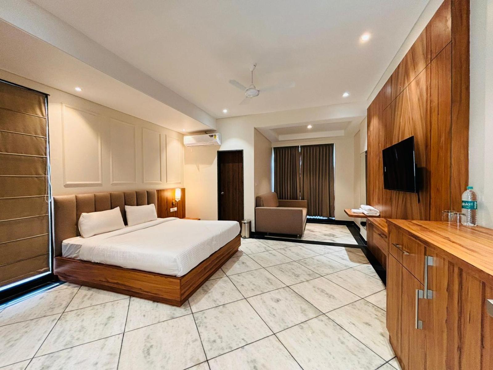 Hotel Saaj Mansion Dzsaipur Kültér fotó